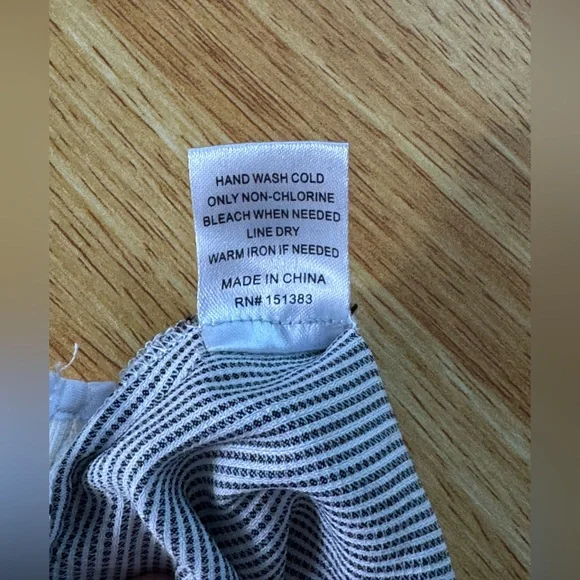 EUC Anthropologie Current Air That's A Wrap pinstrip jumpsuit SMALL‎ puff sleeve - Picture 11 of 11